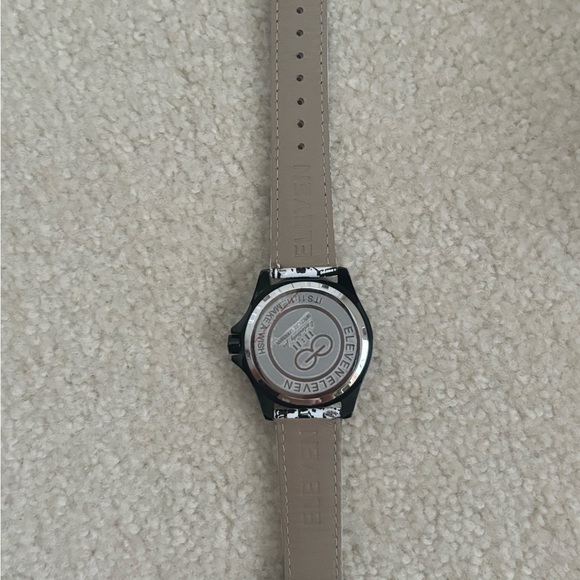Eleven Eleven Watch interchangeable - Picture 5 of 11